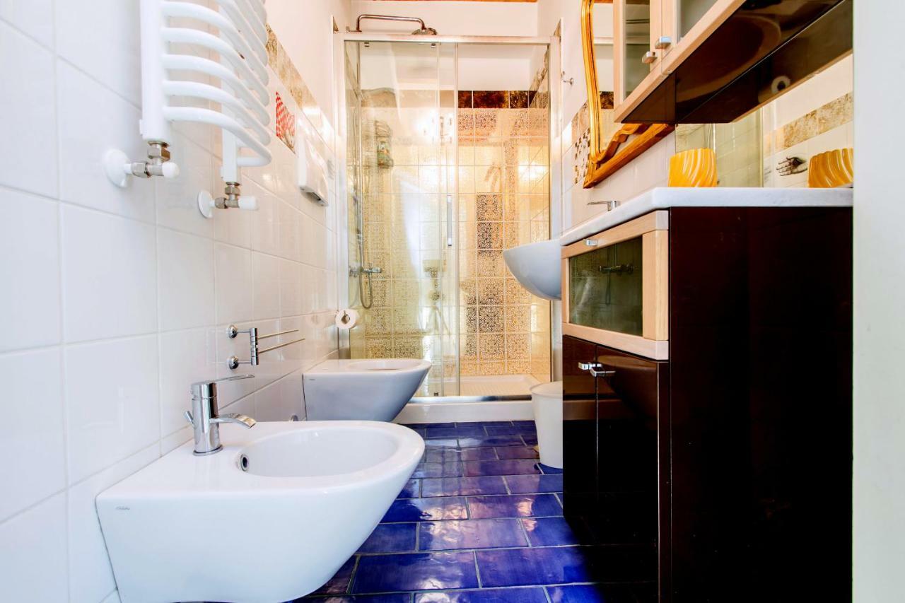 B&B Antico Cortile Milan Bagian luar foto
