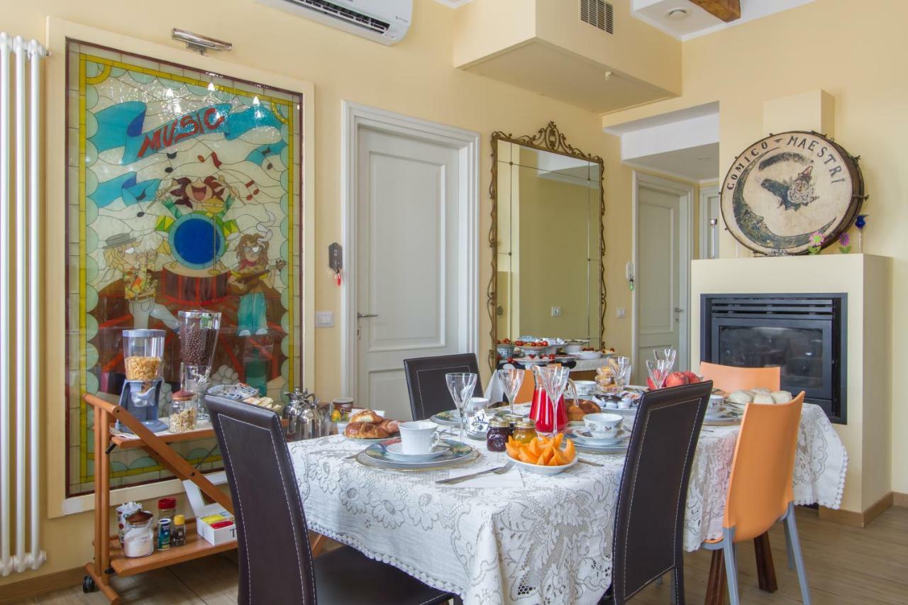 B&B Antico Cortile Milan Bagian luar foto